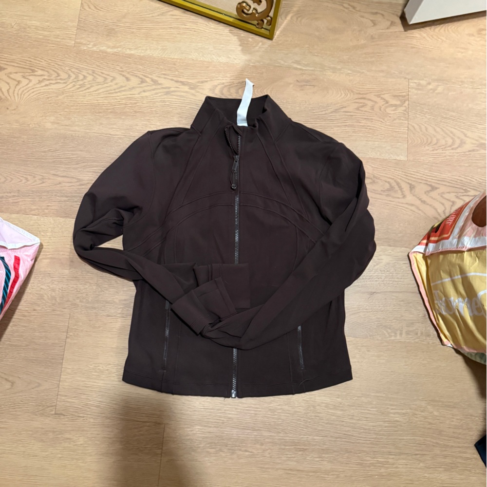 Espresso define jacket